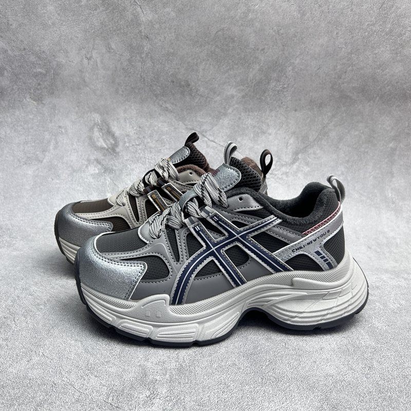 2025秋季新款女鞋超纤厚底休闲深口系带舒适百搭加绒女棉鞋