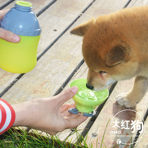 水滴型猫咪水壶宠物狗狗外出饮水器巴哥柴犬户外便携水杯水瓶