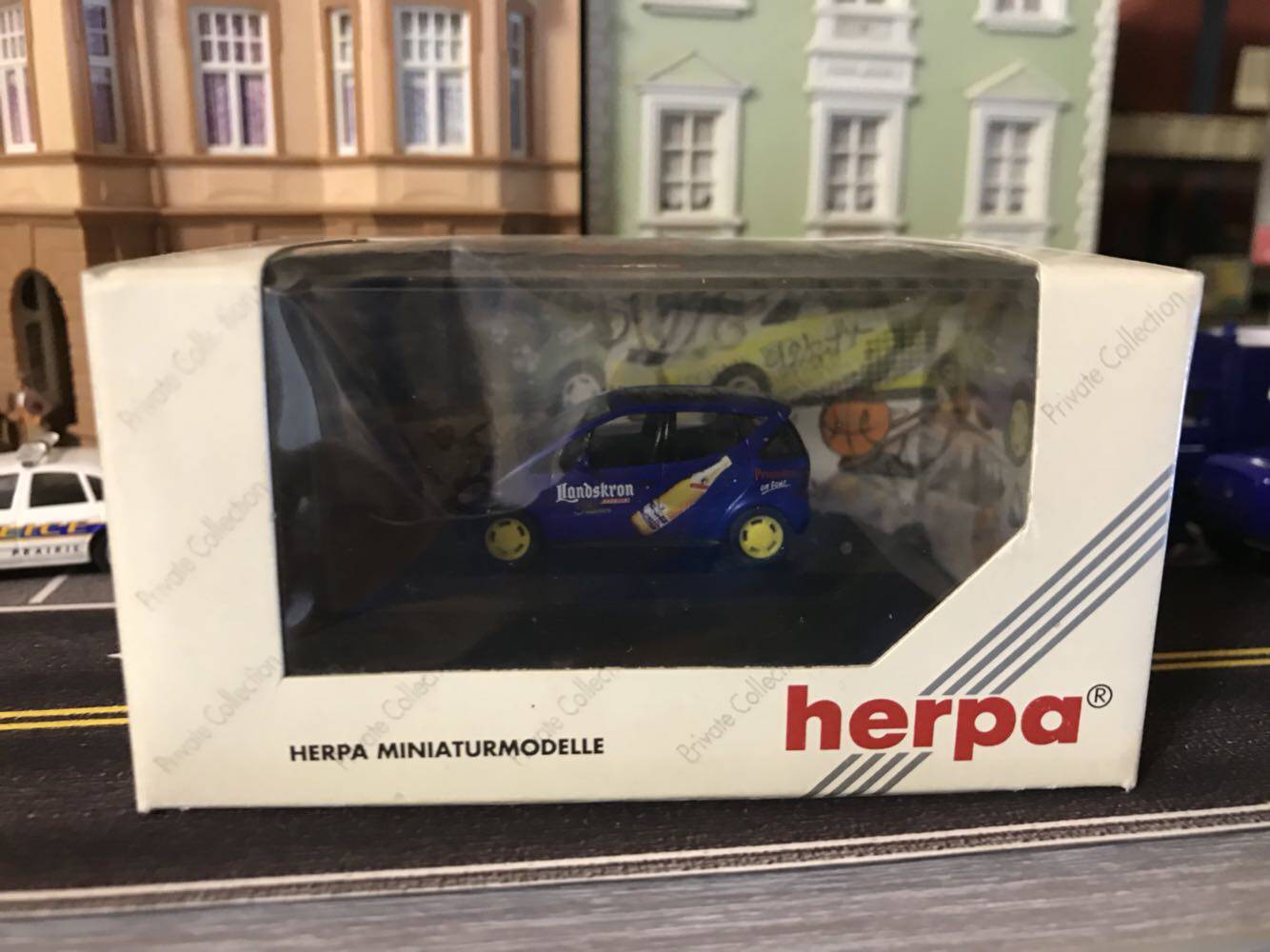herpa 1: 87 Benz A-Klasse labdskron brauerei "Auto Salon girlsin the Toy/Childs/Puzzle/Building block/Model , Static model , Cars  category - from Buy2taobao.com to provide professional Taobao agent buy service