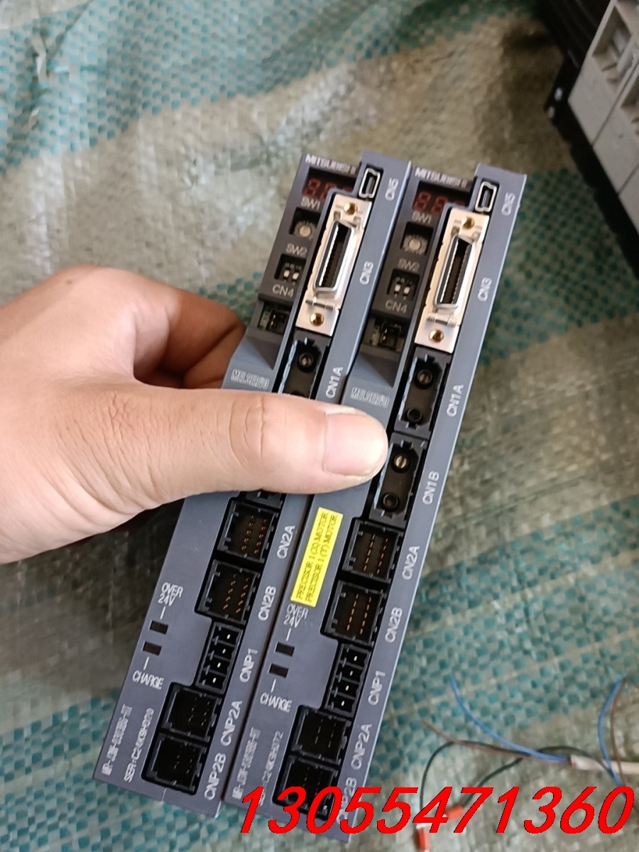议价三菱伺服驱动器MR-J3W-0303B6-RT二手拆机件，成
