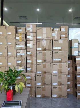 三菱变频器FR-F840-05470-2-60 280KW议价