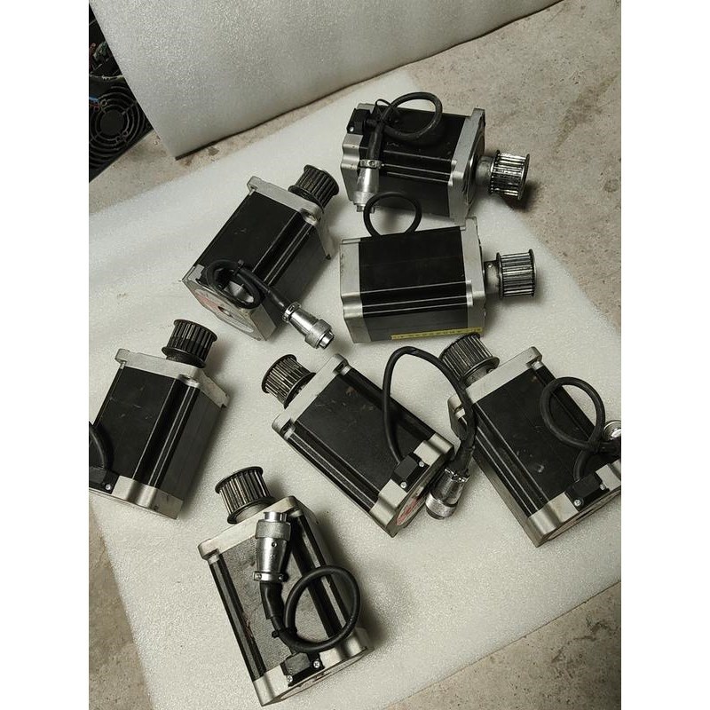 86步进电机,Y09-59D3-7655-H,步进电机. 实议价