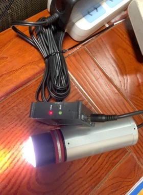 议价HVC-1000PH HyVISION视觉相机，带8灯光源。