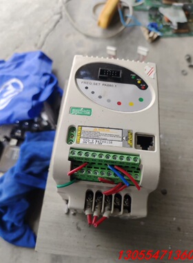 议价拆机精驱变频器 VFD-V M4T0015B 1.5KW ，