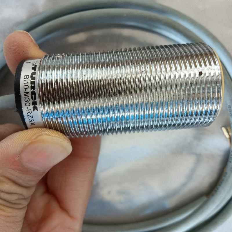 无包装图尔克传感器Bi10-M30-RZ3X工程剩余一个议价