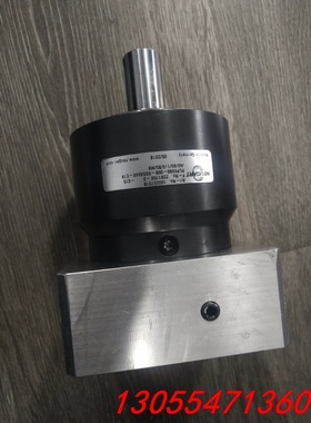 议价纽卡特减速机  PLPE090-008拆机品  图四有轻微伤