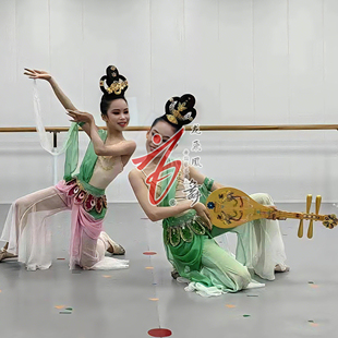 《并蒂莲》双人舞蹈演出服民族风女古典舞艺考定制舞台服装