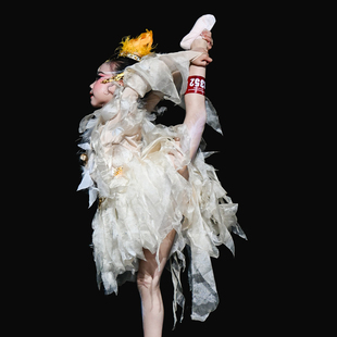 灵羽中国舞(独舞)舞台演出定制舞蹈服装白色羽毛装饰表演服