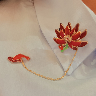 鲤物文创｜泉州刺桐花爱心滴水兽小鱼胸针配饰送女友闺蜜生日礼物