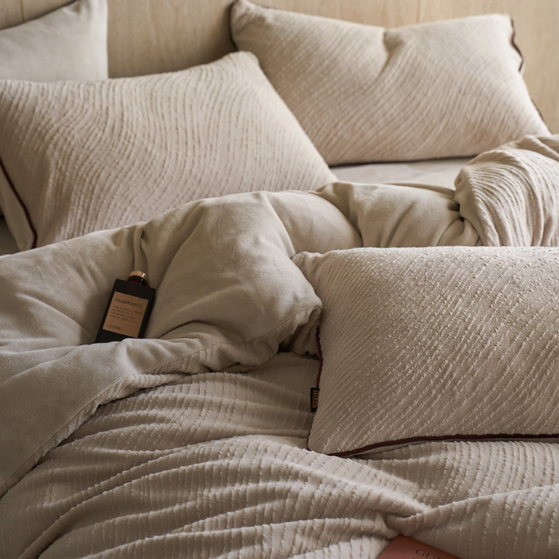 秋冬款全消光牛奶绒加厚保暖四件套雕花嵌绳被套床单款床上用品,床上用品,床品套件/四件套/多件套,淘宝优惠券,粉丝福利购,淘宝优惠卷