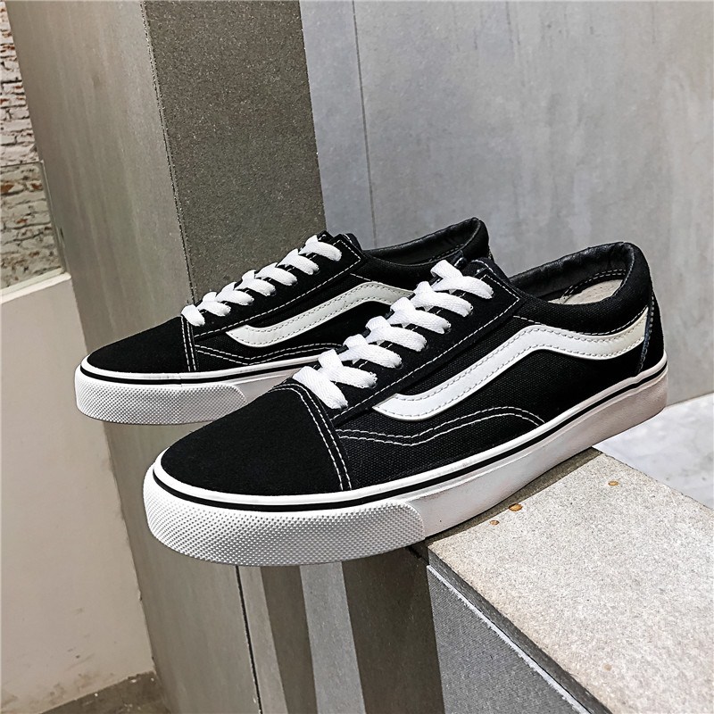 潮牌帆布鞋女低帮男秋冬季滑板鞋韩版加绒百搭学生情侣休闲港风