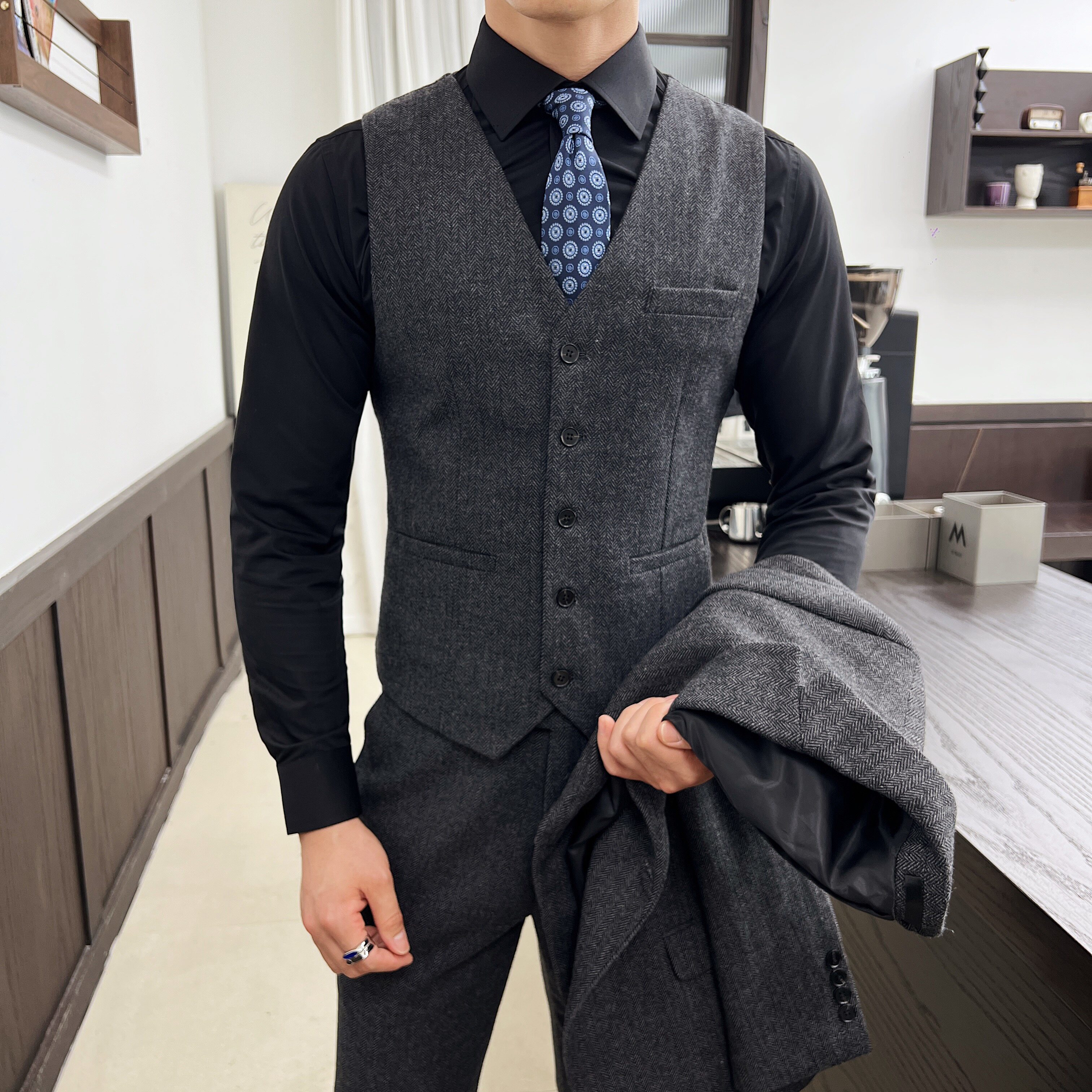 秋冬御寒修身西装男士羊毛人字斜修身双扣西服套装SJT166/P310,男装西服套装,电商A428