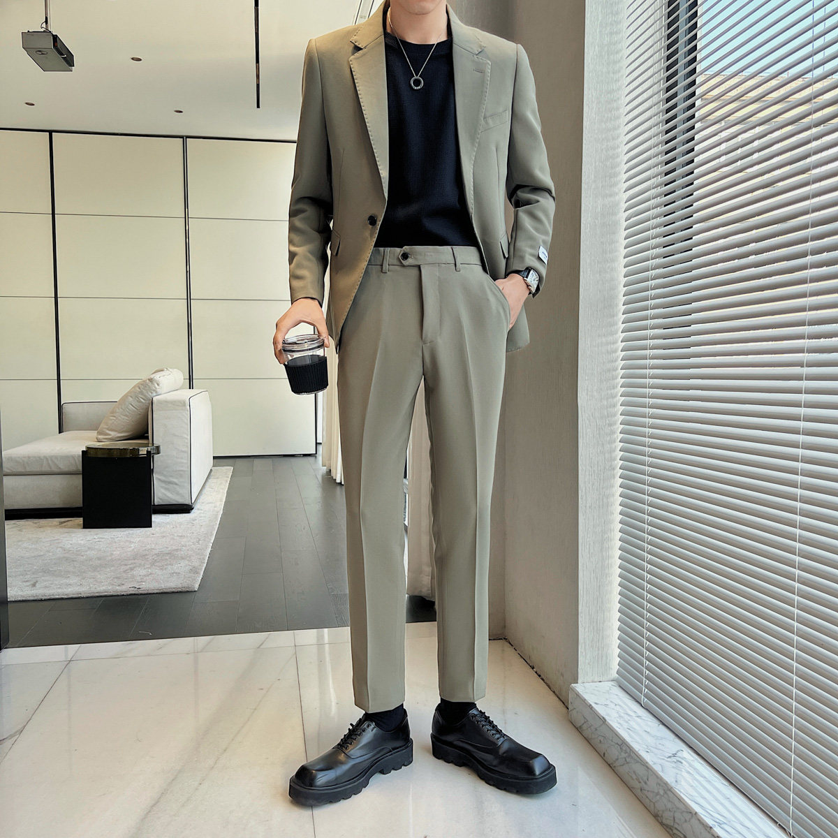 男士百搭多色 时尚干净单扣修身西装 二件套西服 LJT605/P230图片