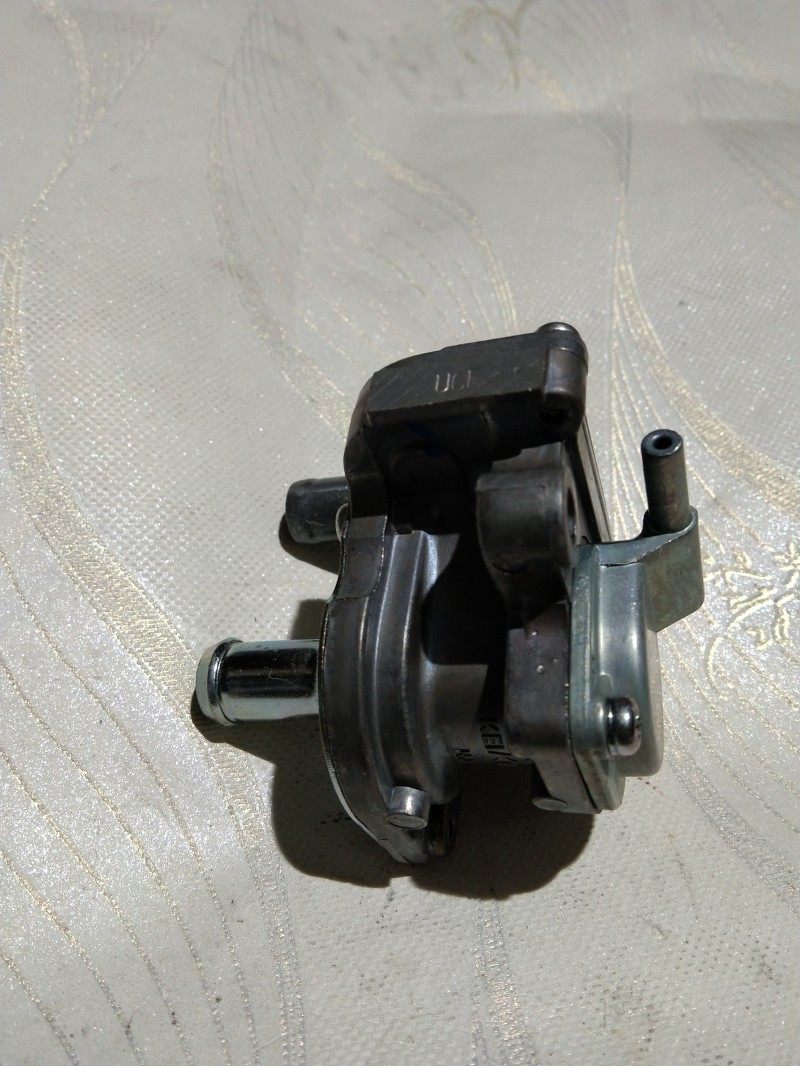 适用五羊田锋影wh125-6空气吸入真空管二次进气阀进气阀 空气阀