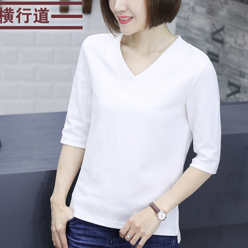 纯棉中袖妈妈宽松七分袖V领t恤女