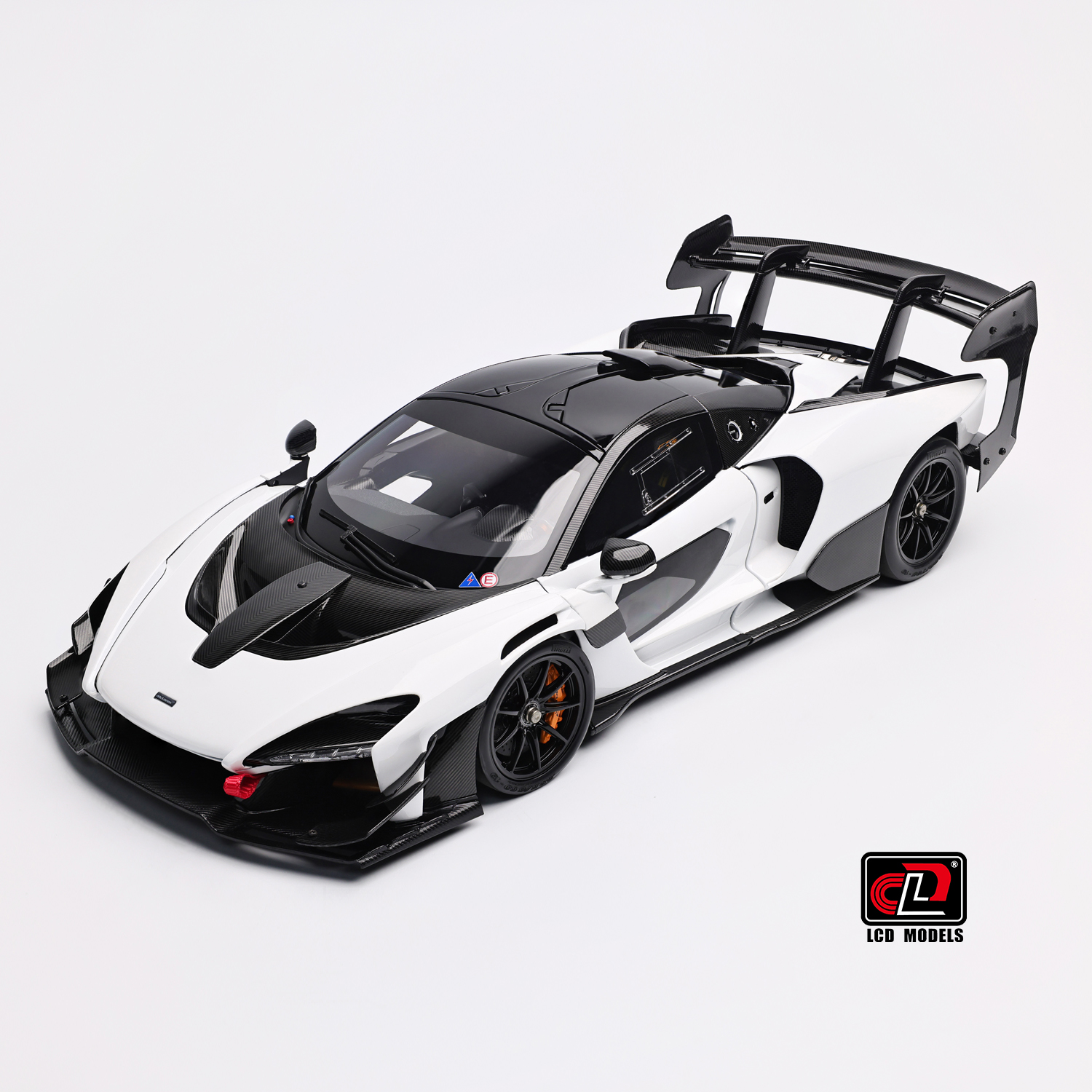 预定LCD 1:18 迈凯伦塞纳GTR  Senna GTR 合金全开汽车模型