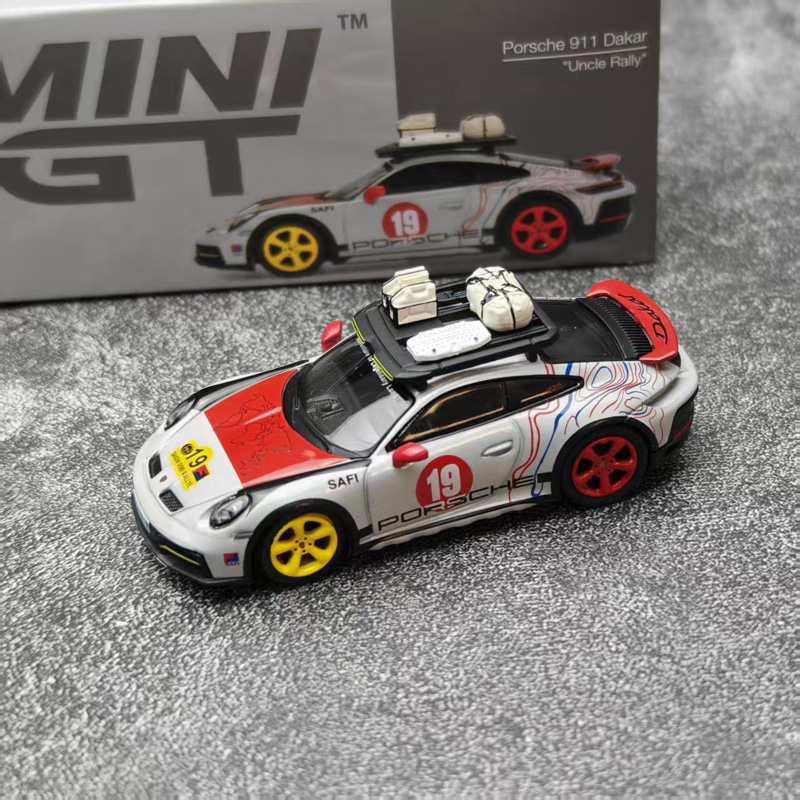 现货MINIGT 1:64 #1068 保时捷Porsche 911 Dakar 合金汽车模型
