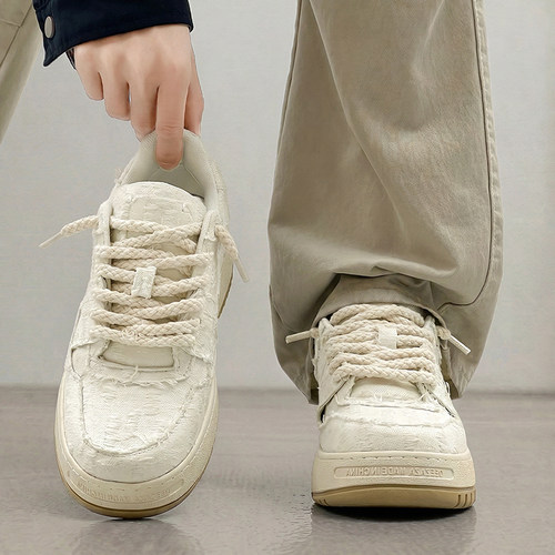 透气高级感板鞋潮流百搭小白鞋