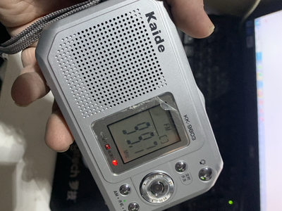 凯迪KK-9603迷你小巧MP3音箱功能的收音机调频调幅库存机有瑕疵