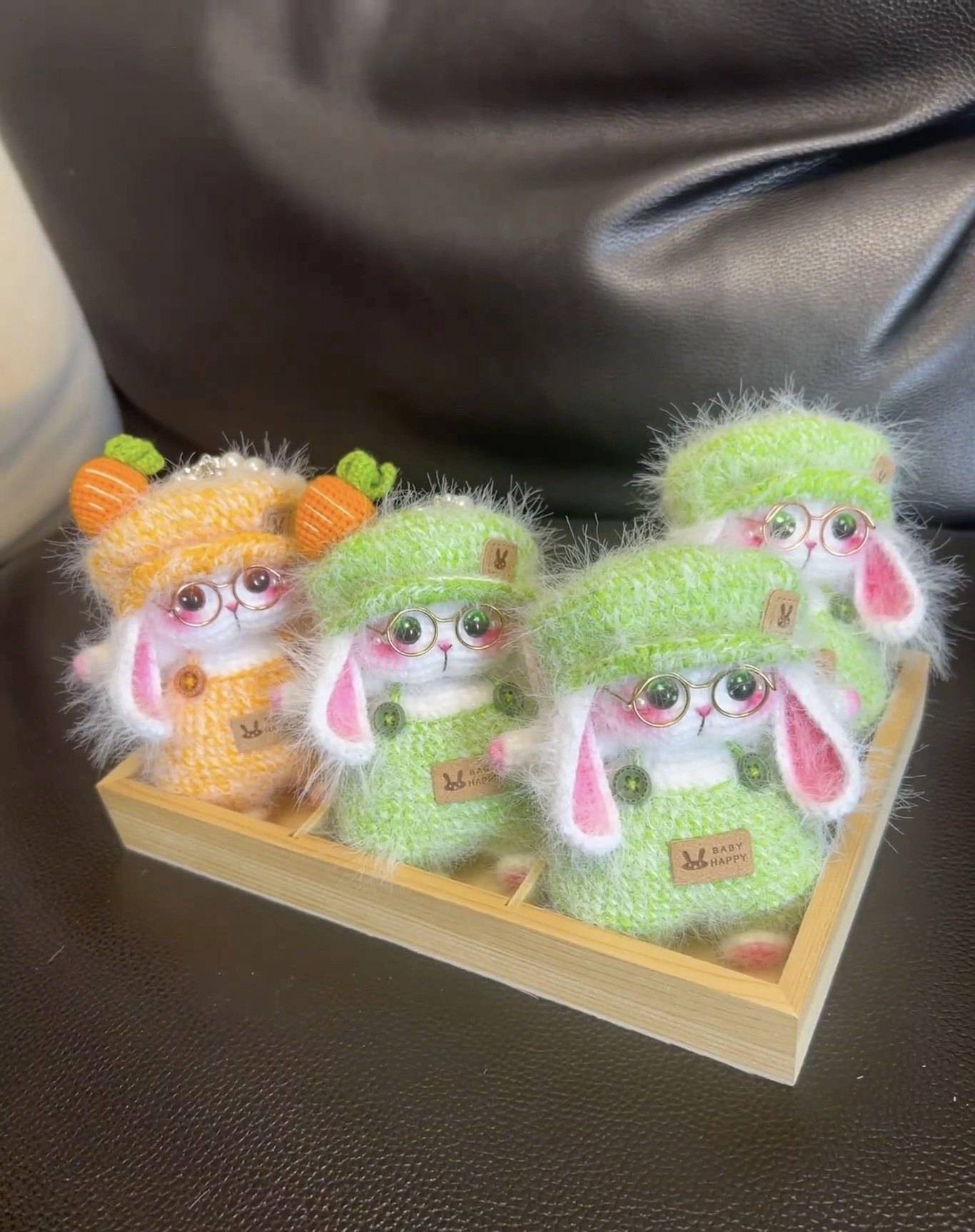 钩针钩织玩偶公仔毛线手工diy材料包糖糖兔毛毛挂件,服饰配件/皮带/帽子/围巾,DIY编织材料包,淘宝优惠券,粉丝福利购,淘宝优惠卷