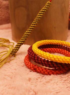 简约百搭金黄色红绳手圈手链弹粗