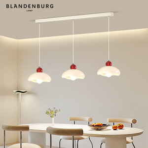蘑菇吊灯现代简约奶油风创意餐厅灯新款可爱造型氛围感护眼饭桌灯
