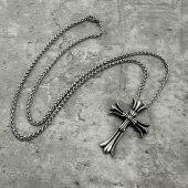 潮牌项链复古暗黑双层十字架钛钢不掉色吊坠轻奢男女毛衣链高级感