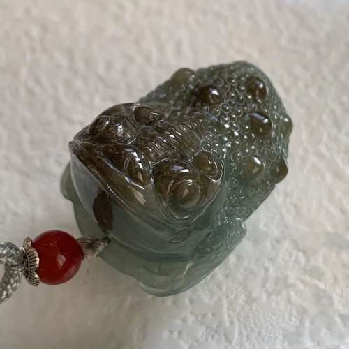 缅甸翡翠挂件A货黄色油青大金蟾