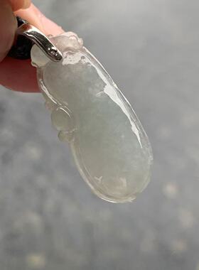 缅甸玉缅甸天然翡翠吊坠A货浅白色白冰福瓜挂件吊坠一物一证