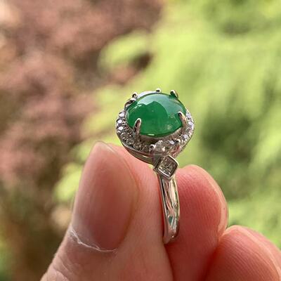缅甸天然A货翡翠绿蛋面银托戒指