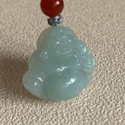 缅甸天然翡坠A货淡绿底佛公吊坠