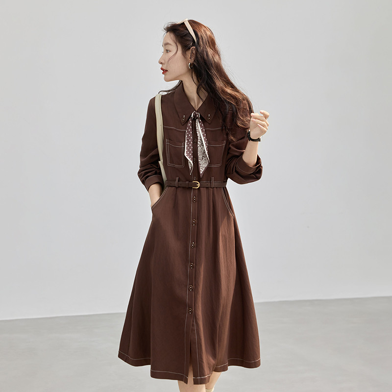 苏醒的乐园2026春季新款收腰单排扣长袖衬衫连衣裙含丝巾女
