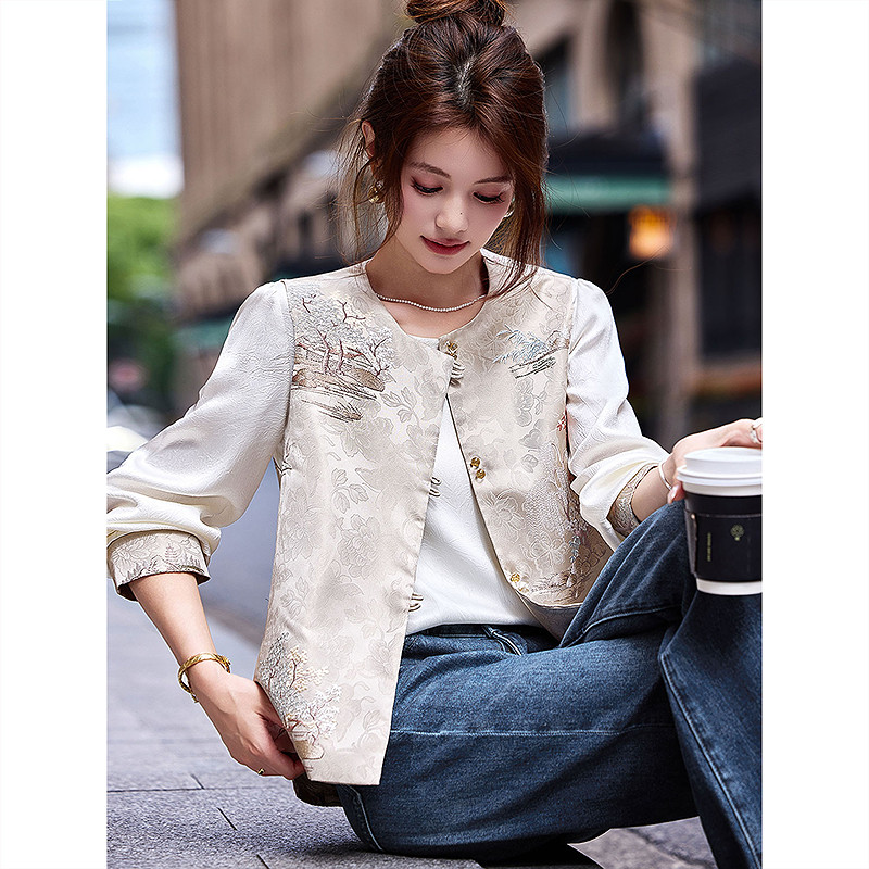 苏醒的乐园2026春季新款新中式刺绣马甲衬衫两件套装女