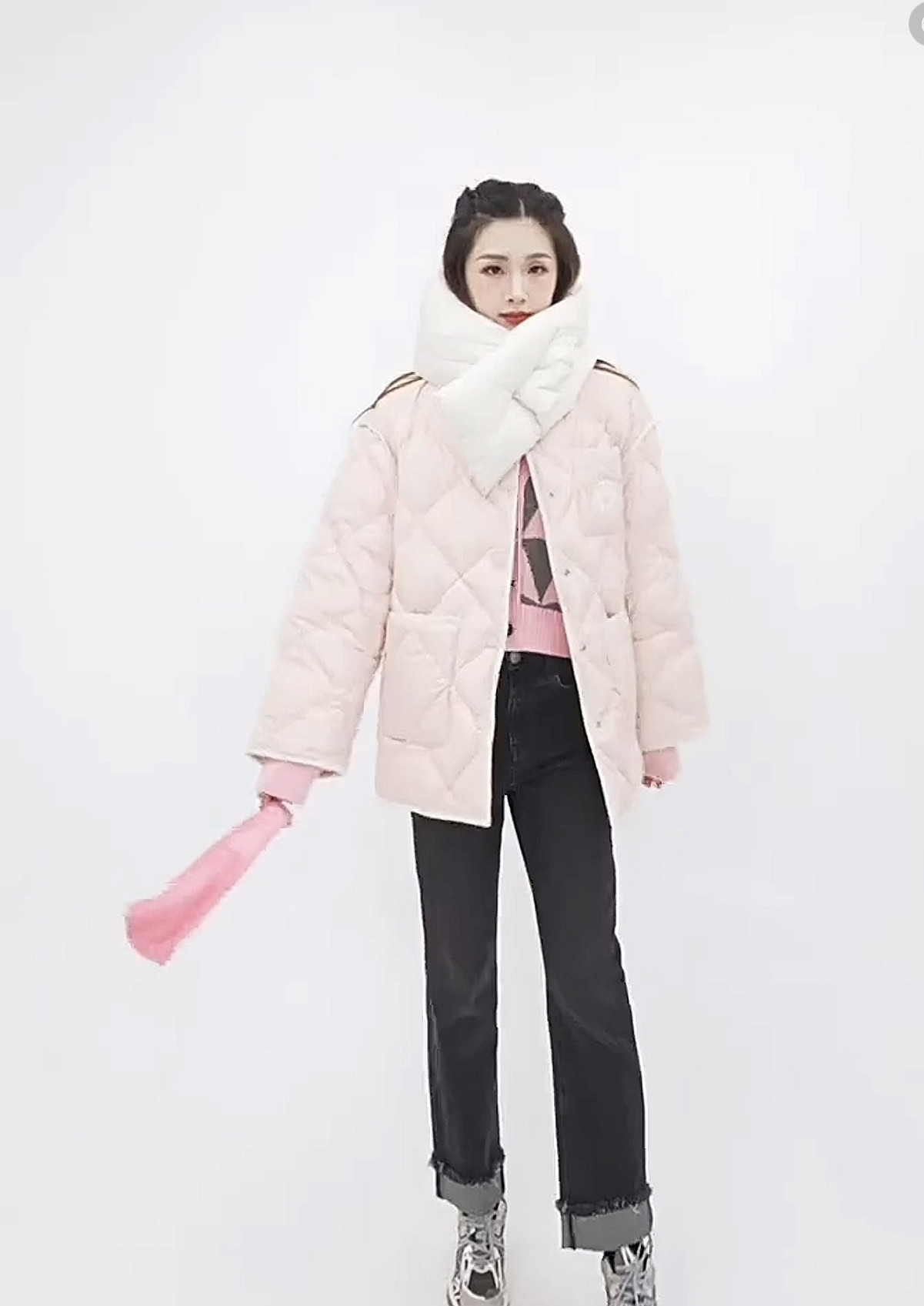 杰茜莱 可爱厚款粉色羽绒服