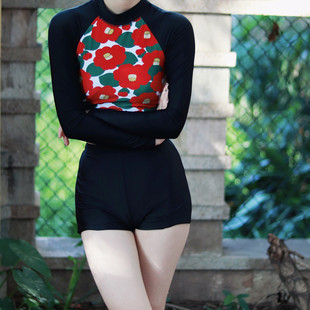 Offand买手店APRILPOOLDA 复古显瘦分体平角长袖少女温泉游泳衣