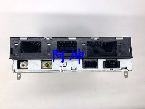 适用于奥迪老款A6L C6 Q7 A8L 音响 4F0 035 541H N S 收音机模块