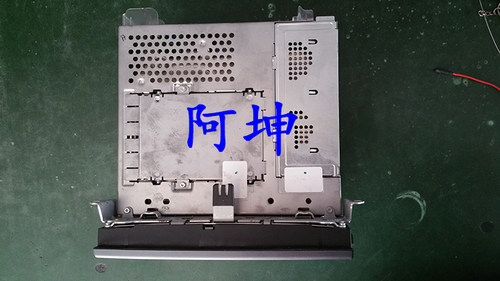 适用于保时捷新款卡宴帕纳美拉PCM.3.1音响6碟CD DVD硬盘导航主机