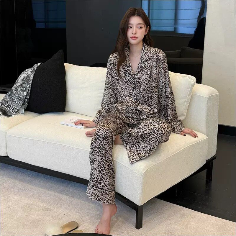 维家豹纹冰丝缎面睡衣女夏牛奶丝短袖短裤翻领性感高级感家居服新