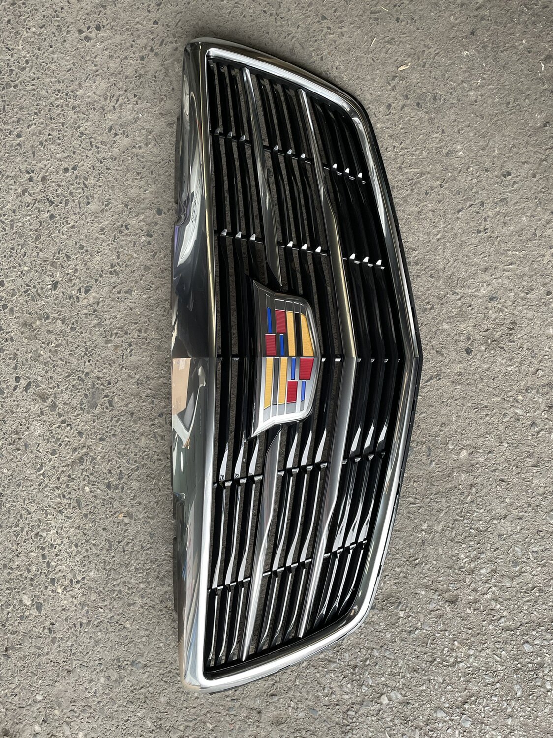 适配凯迪拉克 ATSL XTS XT5 SRX 中网 前保险杠格栅 中网亮条