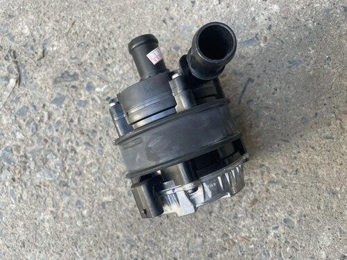 适配荣威EI6 E950 E550 ERX5 名爵EMG6 EZS EHS PEB电子水泵 电池