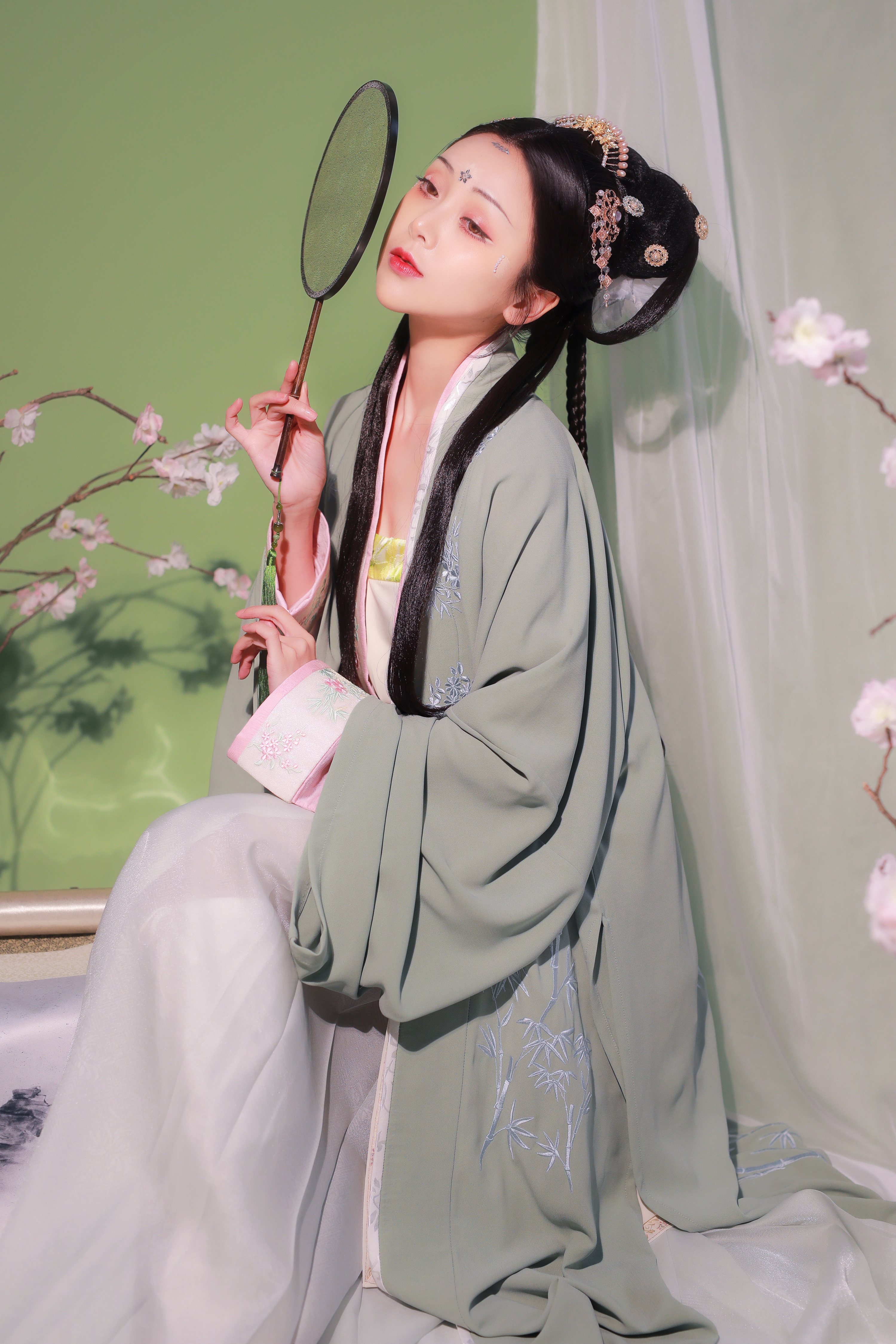 花妖汉衣堂【竹报平安】刺绣褙子百迭裙旋裙对襟上襦抹胸原创汉服