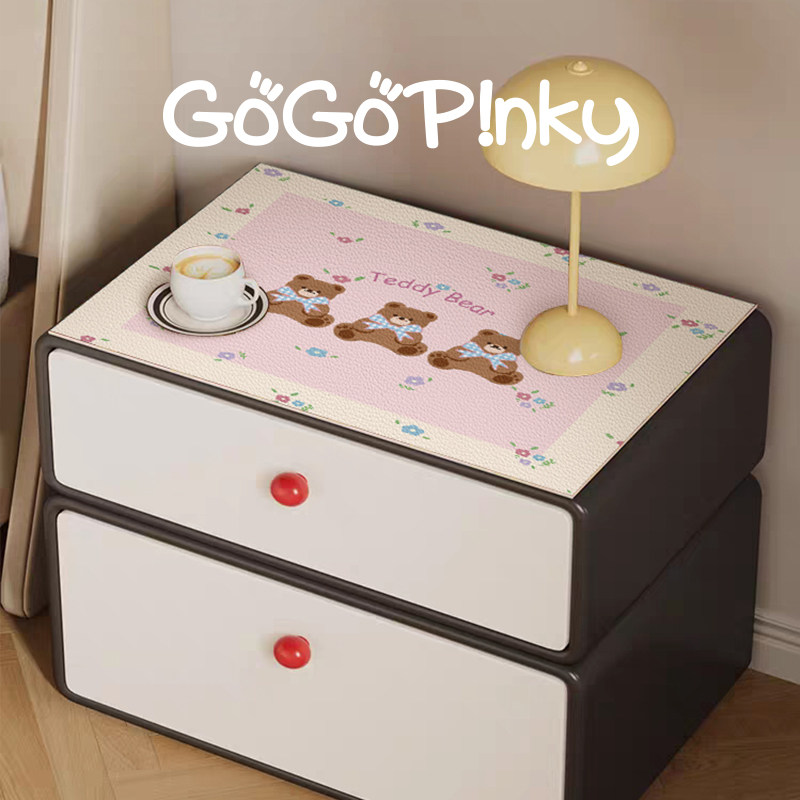 韩系泰迪熊床头柜垫免洗可擦防水防油茶几垫子出租屋装饰防尘桌布,居家布艺,桌布,淘宝优惠券,粉丝福利购,淘宝优惠卷