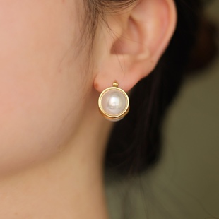 AimeeDesign 气质高级感轻奢百搭珍珠耳饰 双面马贝2022年秋冬新款