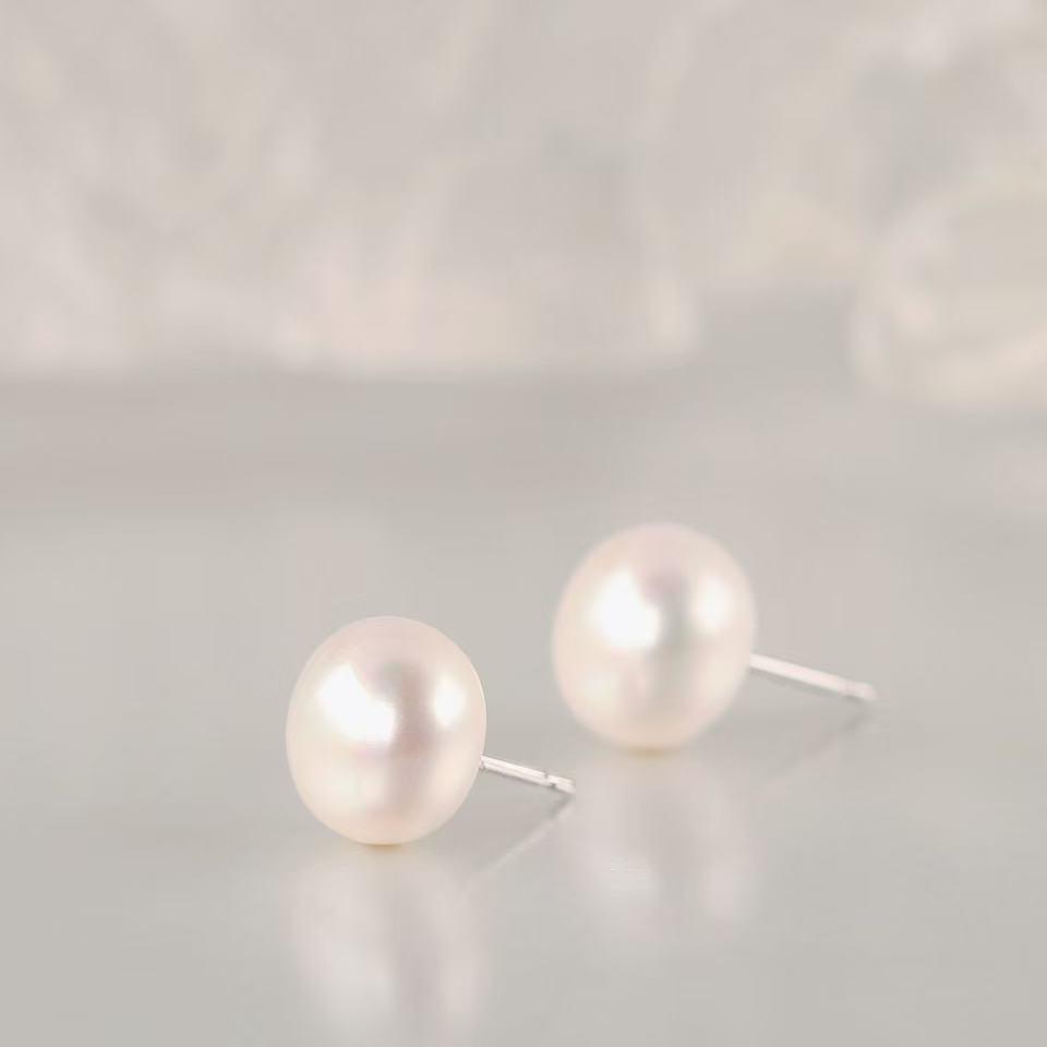 天然淡水珍珠S925银耳钉