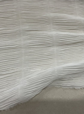 纯白色半透明雪纺设计师时装面料