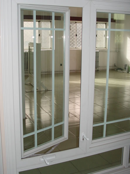 实德封阳台塑钢门窗