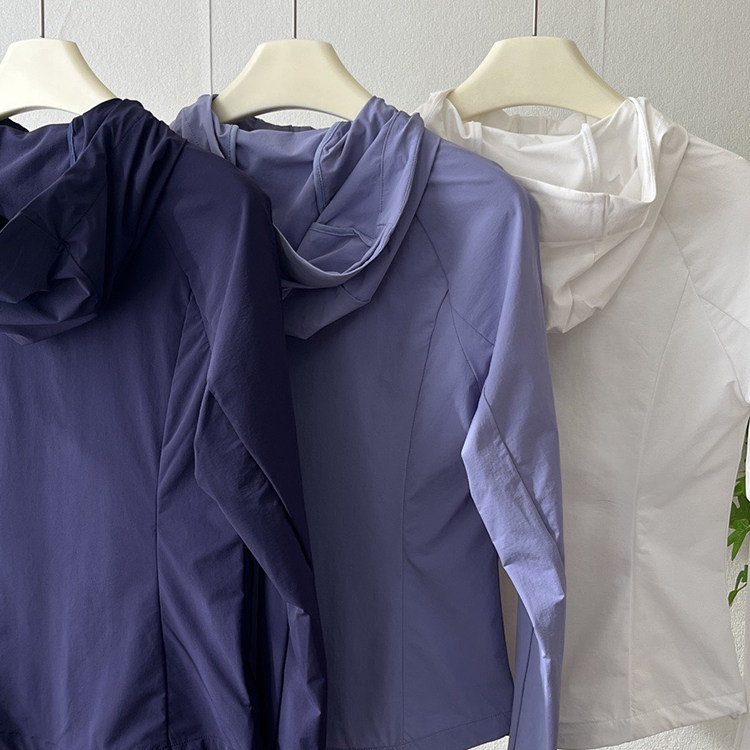 【0417】春夏青年流行时尚户外运动休闲防晒皮肤衣夹克外套女SW