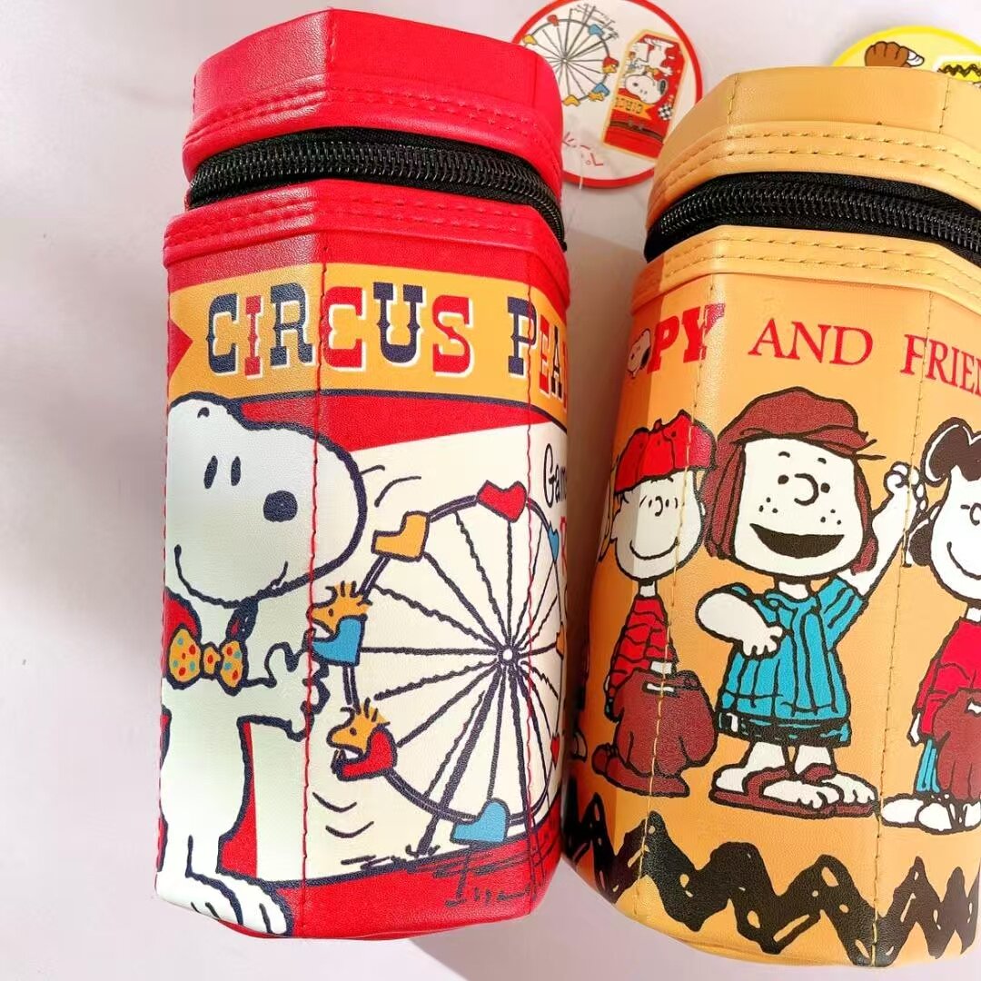 史努比花生笔筒SNOOPY六角柱立体笔袋日本PEANUT文具盒拉链收纳桶