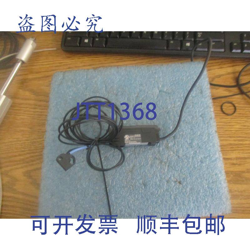 现货供应基恩士型号:FS-N11N 光纤放大器传感器,带 FU-A10D