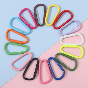 2个彩色铝合金喷漆钥匙扣D形登山扣DIY饰品配件箱包挂扣弹簧扣